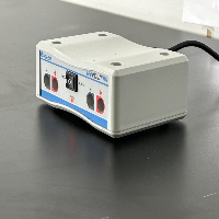 Accuris Instruments MyVolt Mini Power Supply image 1